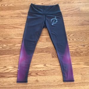 Peloton black and pink workout pants size Medium